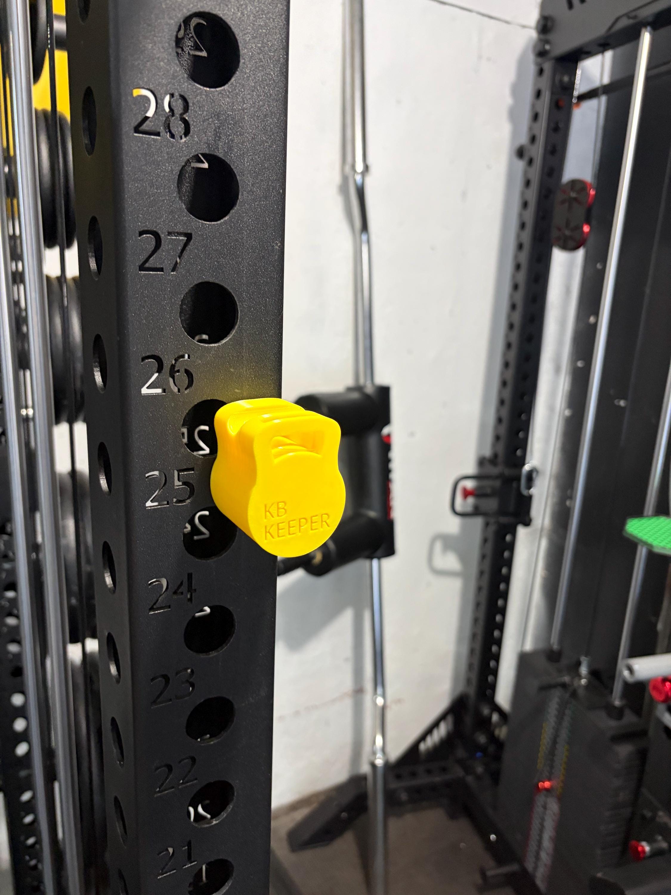 Adjustable Kettlebell Tool "Keeper"
