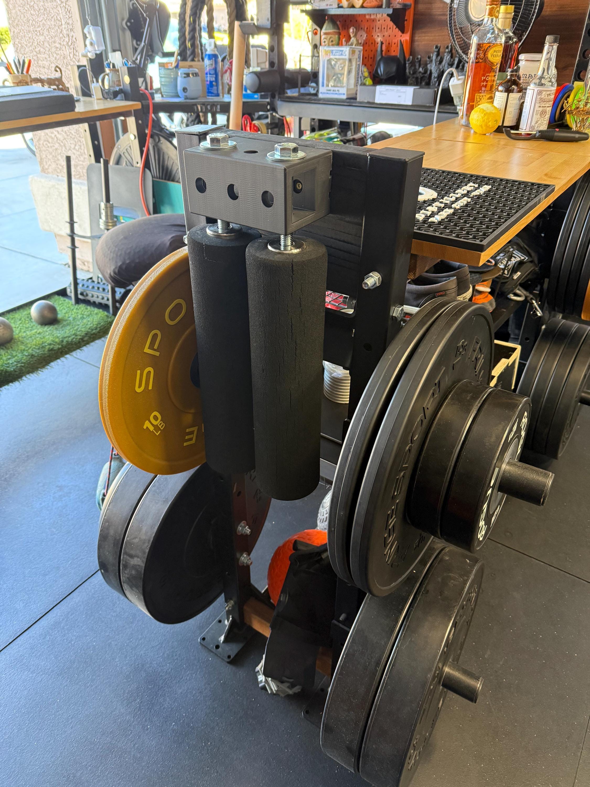 3D Printed Power Rack Upright Storage Mount – Fits 3x3 Racks, Holds J-Cups & Spotter Arms, 90 lb Capacity